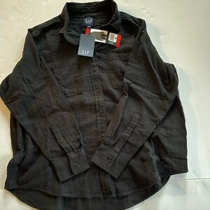 GAP Women’s Charcoal Button Down Shirt